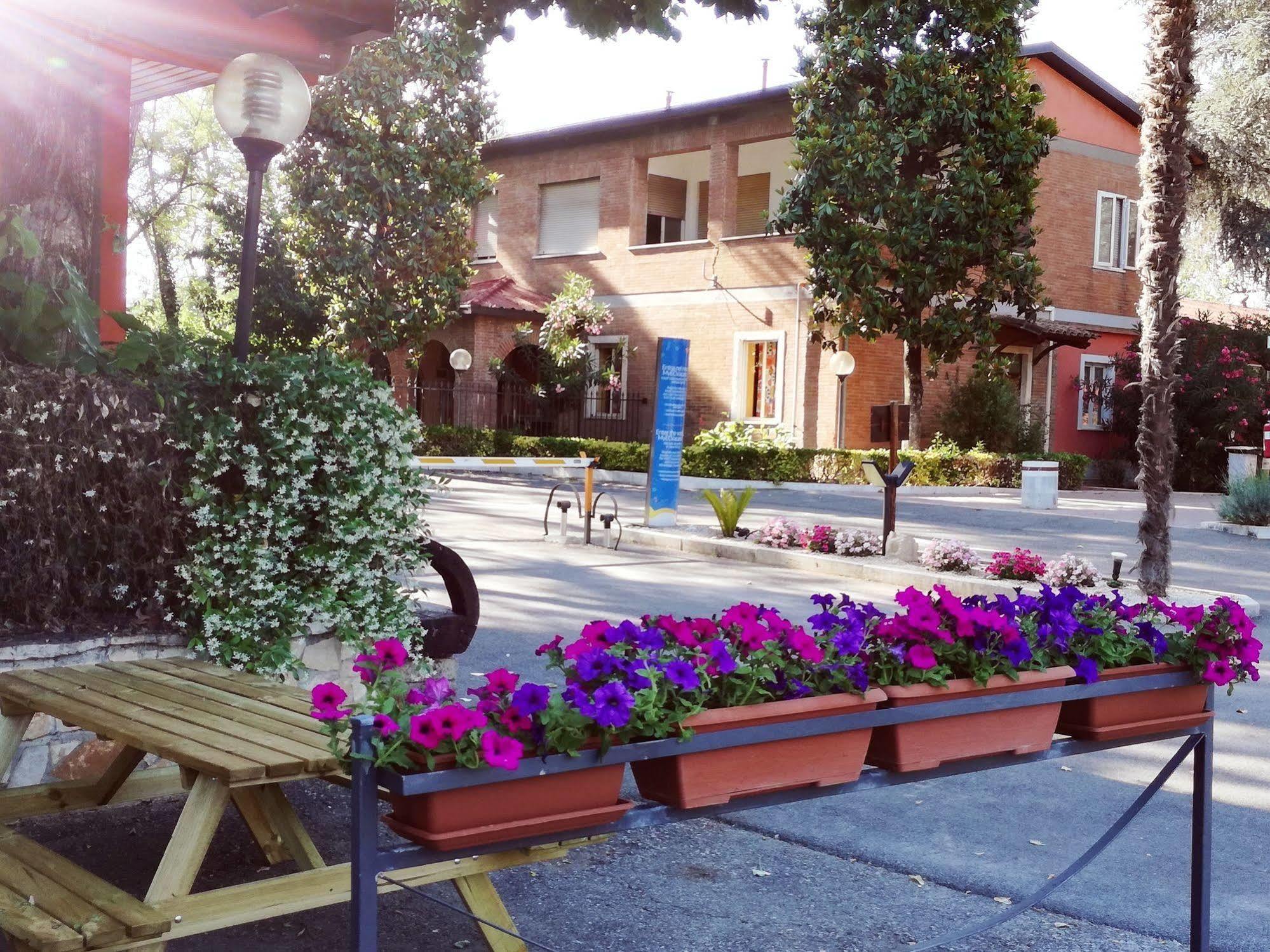 Camping Tiber Hotel Rome Exterior photo